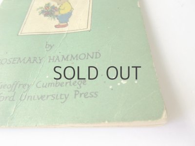 画像3: ローズマリー・ハモンド「THE GIFT BEAR」1946年 ※小さな絵本です。