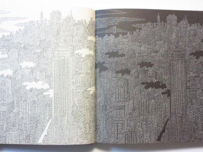 画像2: 【チェコの本】ウラジミール・フカ「NEW YORK」2008年
